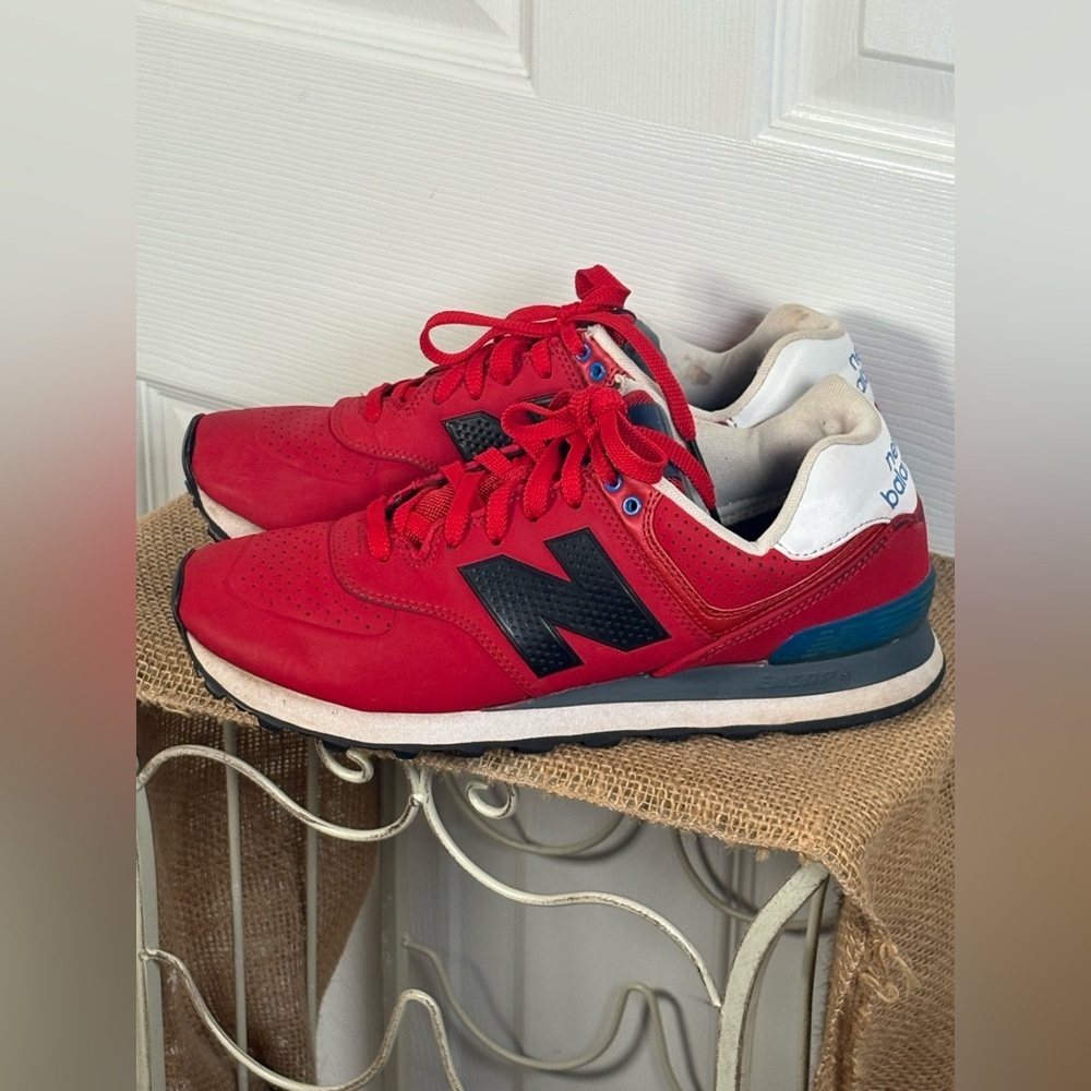 New Balance 574 Classics Paint Chip red and blue men's sneakers. Size 8.5 - Picture 7 of 11